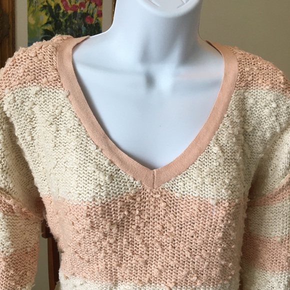 NWOT Peach and Cream Popcorn Sweater - Picture 3 of 4